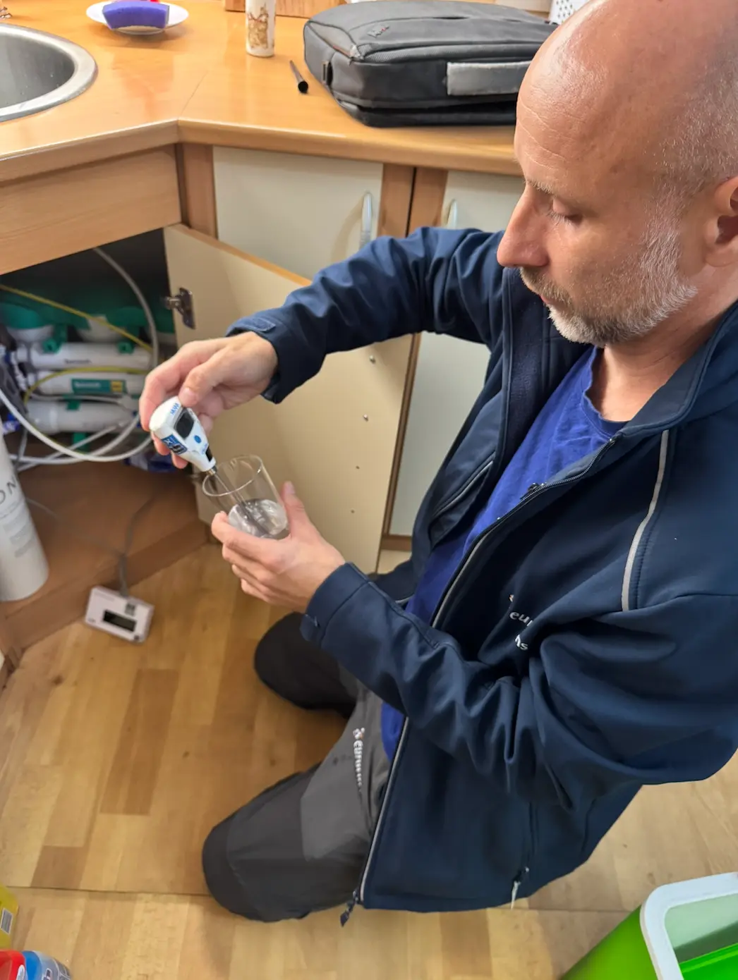 Odber vody vzorkárom